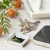 "Klein huis. Hele Yard." RV Geachte Sleutelhanger (Zijkant)