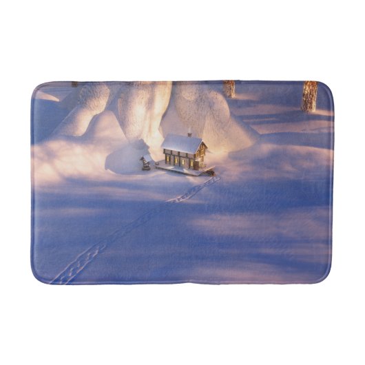 Klein huis in de sneeuwbank badmat (Voorkant)