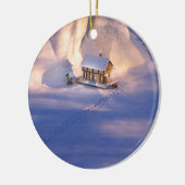 Klein huis in het sneeuwOrnament Keramisch Ornament (Links)