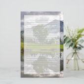 Klein huis op het meer briefpapier (Staand voorkant)