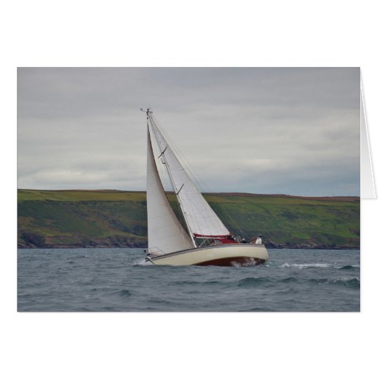 Klein jacht op zeilen, hard (Voorkant Horizontaal)