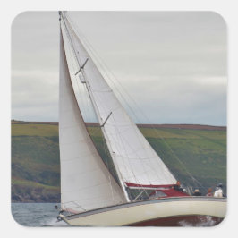 Klein jacht op zeilen, hard vierkante sticker
