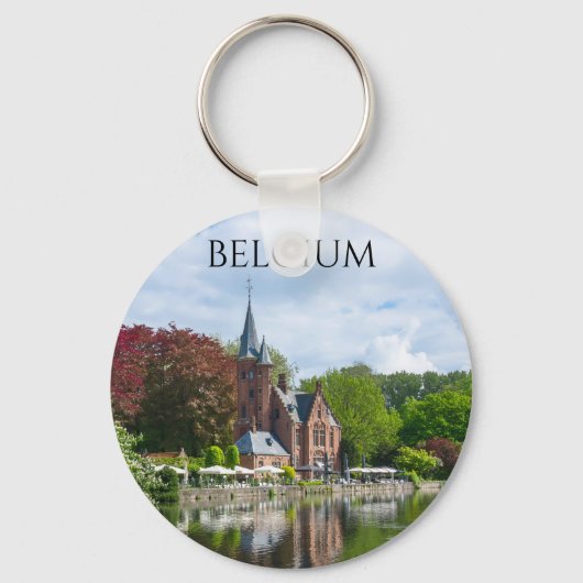 Klein kasteel bij het meer in Brugge, België Sleutelhanger (Voorkant)