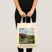 Klein kasteel bij het meer in Brugge, België Tote Bag (Voorkant (product))