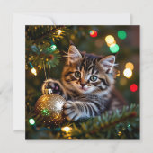 Klein katje op kerstboom Persoonlijk Feestdagenkaart (Voorkant)
