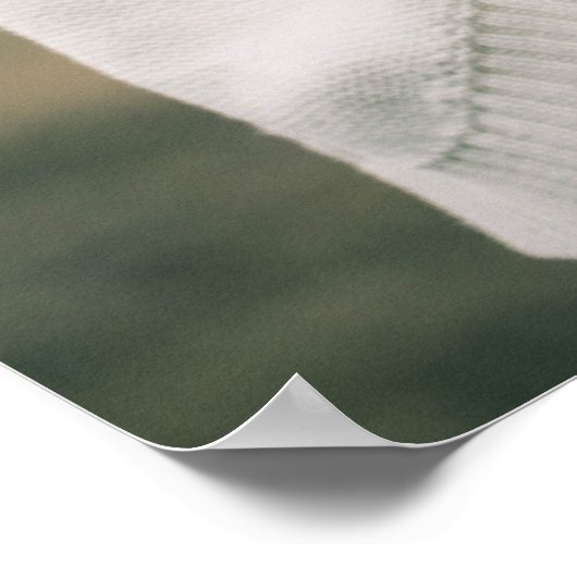 Klein meisje dat een verhaal typt poster (Hoek)