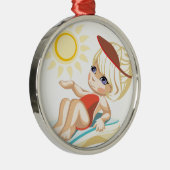 Klein meisje die op het strand zonnen metalen ornament (Rechts)