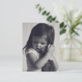 Klein meisje en chaton briefkaart (Staand voorkant)