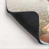 Klein meisje in Daisy Field Muismat (Hoek)