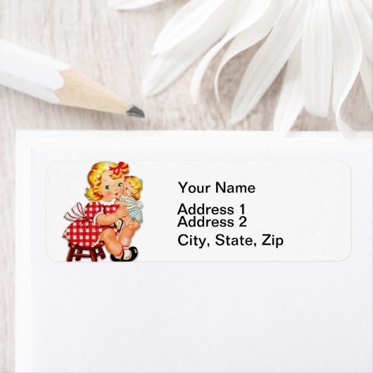 Klein meisje met  pop etiket (Insitu)