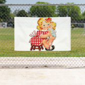 Klein meisje met  pop spandoek (Insitu)