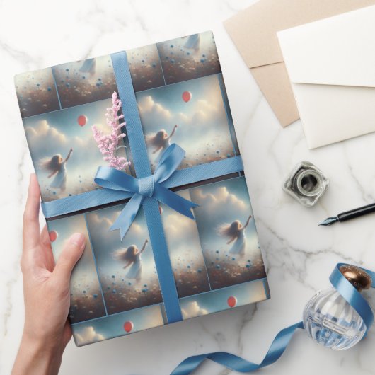 Klein meisje met rode ballon cadeaupapier (Geschenken)