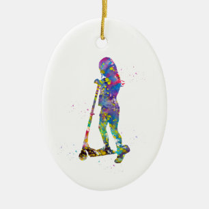 Klein meisje met scooter keramisch ornament