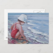 Klein meisje met wit pet op het strand briefkaart (Voorkant / Achterkant)