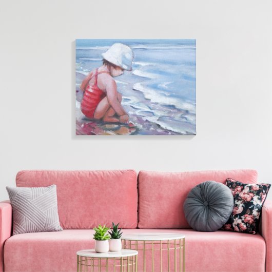 Klein meisje met wit pet op het strand canvas afdruk (Insitu (Woonkamer))