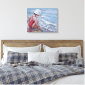 Klein meisje met wit pet op het strand canvas afdruk (Insitu (Slaapkamer))