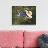 Klein meisje op een naai canvas afdruk (Insitu (Woonkamer))