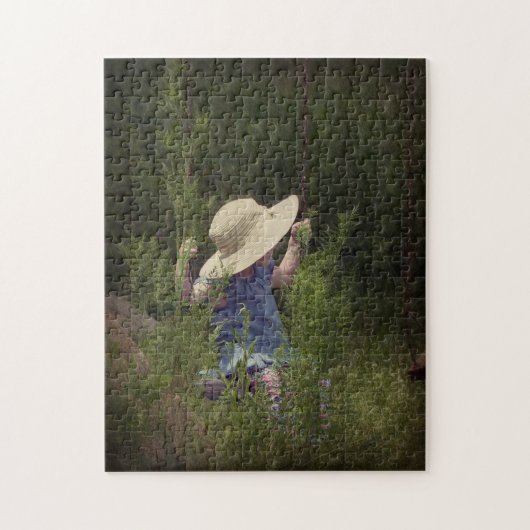 Klein meisje op een naai legpuzzel (Verticaal)