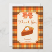 Klein moppie pompoentaart herfst geruit babyshower bedankkaart (Voorkant)