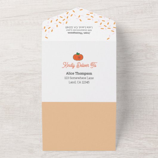 Klein pompoen Baby shower Alles in een All In One Uitnodiging (Buitenkant)