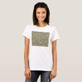 Klein roze en wit bloemmapontwerp t-shirt (Voorkant volledig)