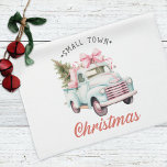 Klein stadje kerst roze vrachtwagen kerst theedoek<br><div class="desc">Kerst keukenhanddoek.</div>