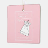 Kleindochter, doopjurk op roze gepersonaliseerd keramisch ornament (Links)