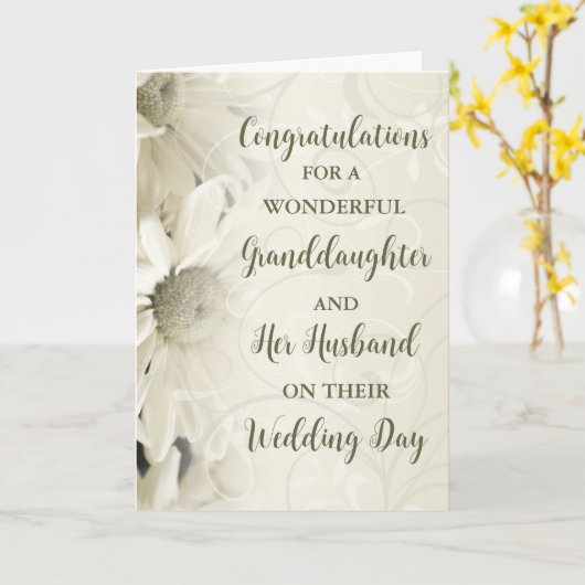 Kleindochter en haar man Gefeliciteerd Kaart (Gele Bloem)