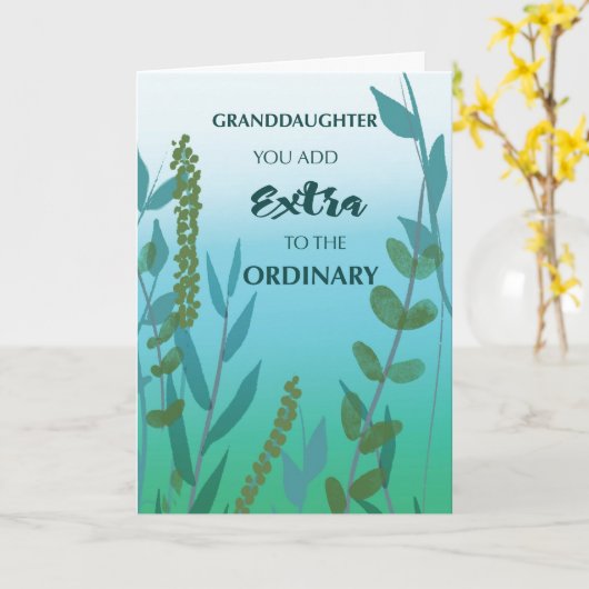 Kleindochter Extra Gewone verjaardag Groen Blauw Kaart (Gele Bloem)