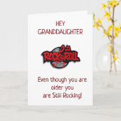 ** KLEINDOCHTER** JE ROTST OP JE VERJAARDAG KAART (Gele Bloem)