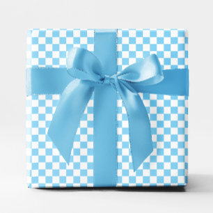 Kleine babyblauwe en witte geruite cadeaupapier