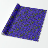 Kleine blauwe bloemen cadeaupapier (Uitgerold)