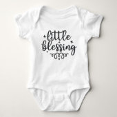 Kleine 'Blessing'-Baby Romper (Voorkant)