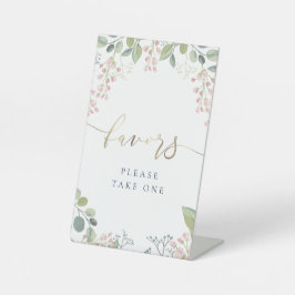 Kleine bloemen gunsten voetstuk teken reclamebord met voetstuk