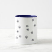Kleine bloemen patroon navy blue kleuren koffie-mo mok (Midden)