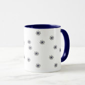 Kleine bloemen patroon navy blue kleuren koffie-mo mok (Voorkant rechts)