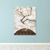 Kleine boom in de late herfst van Egon Schiele Canvas Afdruk (Insitu (Houten vloer))