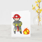 Kleine brandweerman held die brand blust kaart (Gele Bloem)