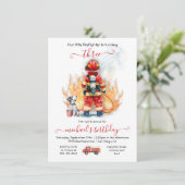 Kleine brandweerman verjaardagsfeestje kaart (Staand voorkant)