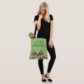 Kleine broeder Raccoon Animal Boys Versibling Gree Tote Bag (Op model)