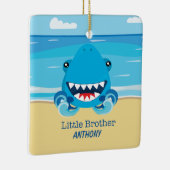 Kleine broederhaai op strand keramisch ornament (Rechts)