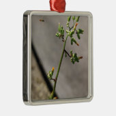 Kleine Bug, kleine bloem Metalen Ornament (Rechts)