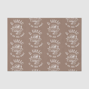 Kleine camper is onderweg naar het baby shower tissuepapier