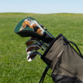 Kleine Corgi op Groene Achtergrond Golfheadcover (Insitu)