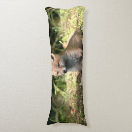 Kleine Cub Red Fox Lichaamskussen (Voorkant Verticaal)