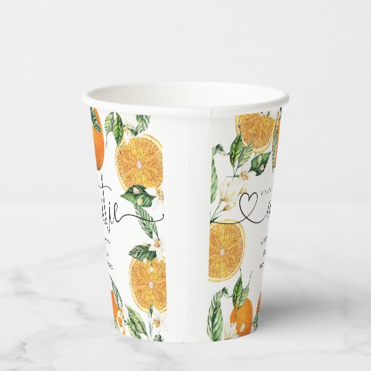 Kleine cutie is op de weg naar baby shower papieren bekers (Rechts)