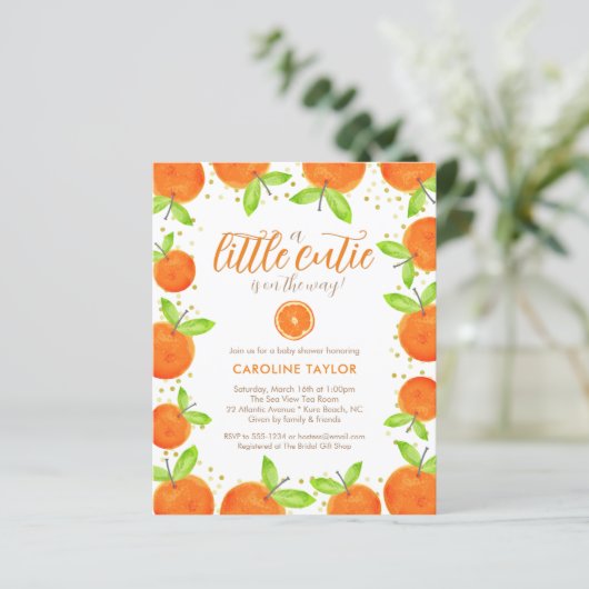 Kleine Cutie op Weg Oranje Baby shower Uitnodiging (Staand voorkant)
