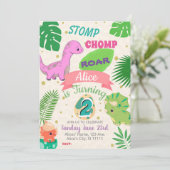 KLEINE DINOSAURUSSEN MEISJE 2E VERJAARDAG UITNODIG KAART (Staand voorkant)