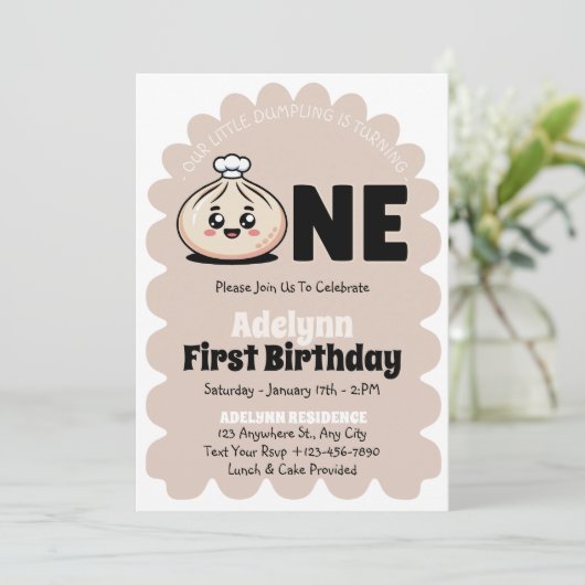Kleine Dumpling Girl 1e verjaardag Kaart (Staand voorkant)