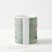 Kleine fee neergestreken op de top van paddenstoel koffiemok (Center)